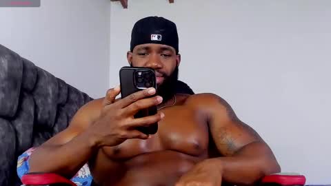 Snapshot of james_bbcmuscle chatting on September 11, 7:04 pm James BBC online show from September 11, 7:04 pm
