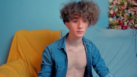 james_colleman online show from November 14, 8:33 pm