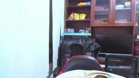 james_cr online show from February 7, 3:24 am