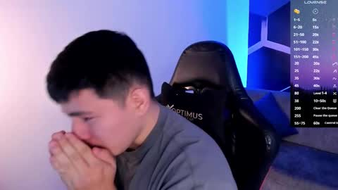 james_cr online show from January 17, 3:27 am