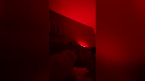 james_evitts26 online show from May 20, 9:05 am
