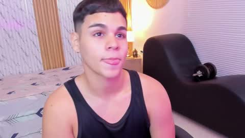 James online show from October 22, 8:32 pm