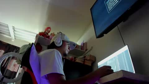 jamesdekker online show from January 11, 4:02 pm