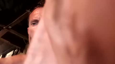 jamesloveridge901 online show from April 14, 11:24 am