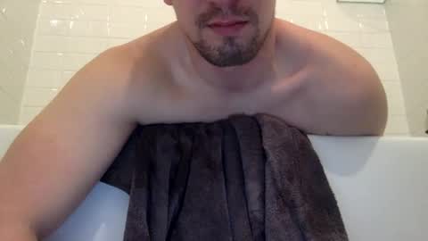 Snapshot of jamesnewtron chatting on January 24, 5:53 pm jamesnewtron online show from January 24, 5:53 pm