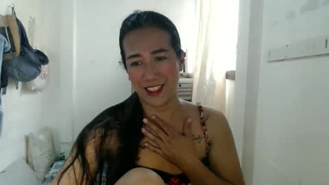 jamessie07 online show from October 6, 3:57 am