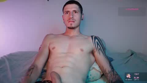 jamesss____ online show from October 28, 3:51 am