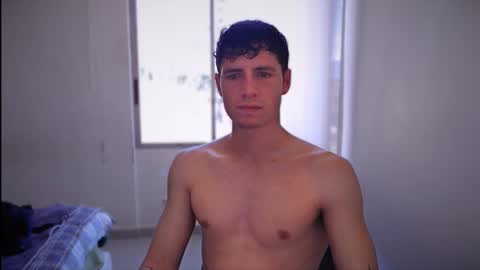 jamesss____ online show from January 19, 4:57 pm