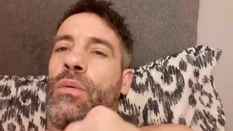 jamie198307 online show from October 16, 9:46 pm