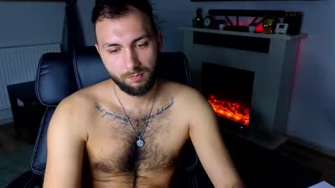 Robbie online show from November 24, 8:02 am