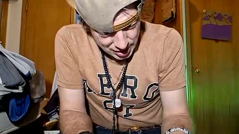 Snapshot of jamieshaneblueeyeswyo307 chatting on March 5, 10:00 am Supafly307blueeyes9in online show from March 5, 10:00 am