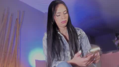 Snapshot of jan_zinmerman chatting on February 16, 4:53 am Danna varisheli online show from February 16, 4:53 am