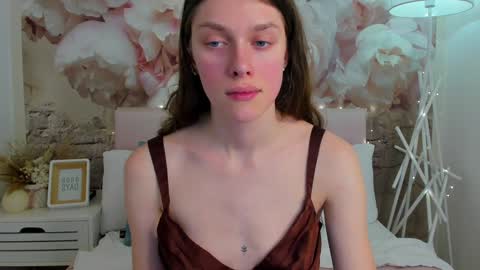 Jane online show from February 2, 7:25 pm