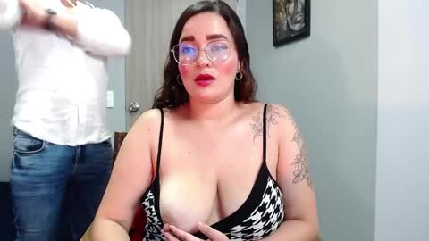 Snapshot of jane_and_paul1 chatting on March 7, 10:43 pm online show from March 7, 10:43 pm