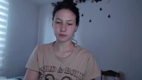 Snapshot of jane_r chatting on January 28, 10:45 pm Jane online show from January 28, 10:45 pm