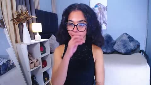 janemonet online show from December 13, 11:28 pm