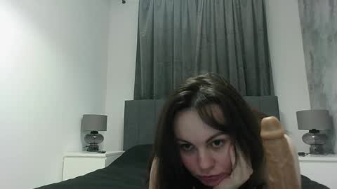 Snapshot of janet_jay_ chatting on February 14, 3:47 pm Janet online show from February 14, 3:47 pm