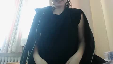 Janet online show from February 19, 9:19 am