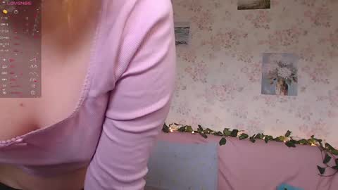 Janet online show from May 2, 10:10 am