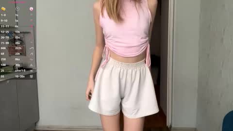 Stacy online show from December 18, 8:31 am