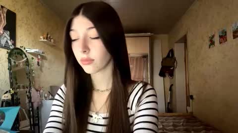 janntenpenny online show from September 16, 11:23 am