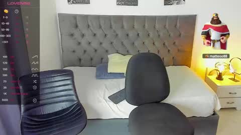 janomar01 online show from January 11, 9:36 pm