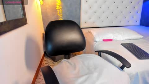 Jara online show from June 20, 9:21 pm