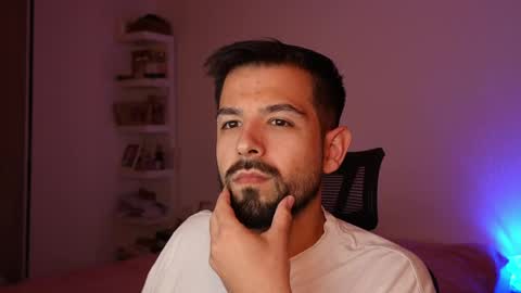 JAROD online show from April 14, 6:44 pm