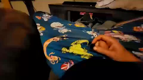 jarsenugs online show from October 15, 3:10 am