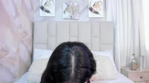 Jaslyn online show from December 18, 4:57 pm