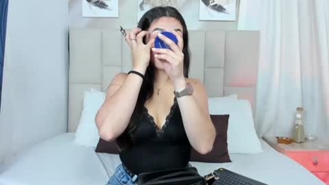 Jaslyn online show from February 19, 2:11 pm