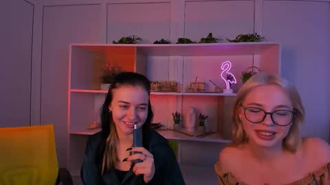 jasmies online show from October 18, 8:51 am