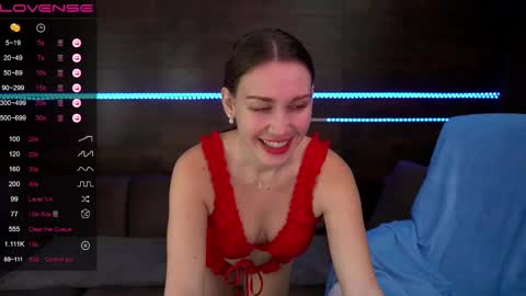 Snapshot of jasmin_james_ chatting on December 25, 2:13 pm Jasmin online show from December 25, 2:13 pm