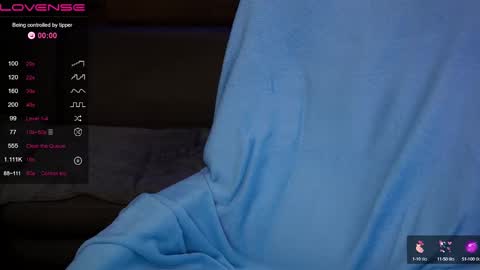 Snapshot of jasmin_james_ chatting on December 30, 4:51 pm Jasmin online show from December 30, 4:51 pm