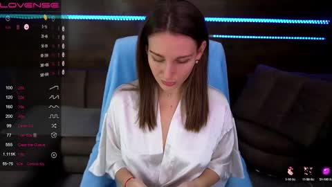 Snapshot of jasmin_james_ chatting on December 26, 3:10 pm Jasmin online show from December 26, 3:10 pm