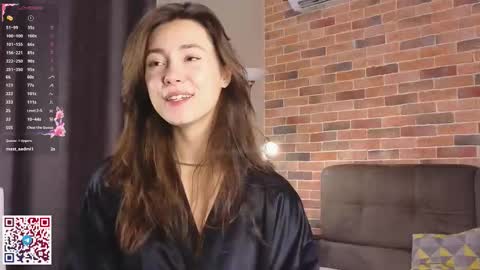 Snapshot of jasmindoroti chatting on September 18, 6:39 am Chloe online show from September 18, 6:39 am