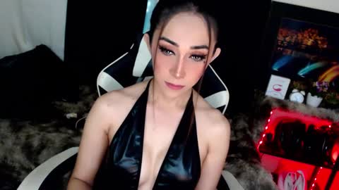 lavander  not for free show  online show from January 31, 2:48 am