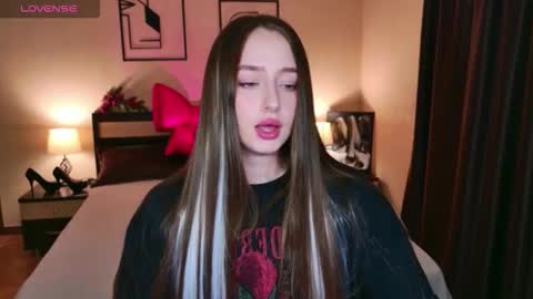 Jasmine online show from March 23, 10:09 am