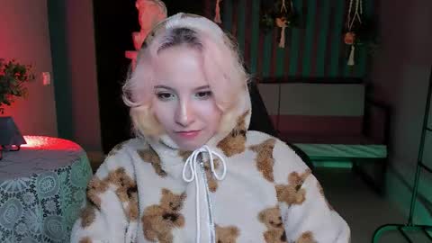 Jasmine online show from March 5, 11:17 am