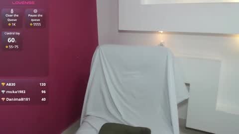 Jasmine Rose online show from March 7, 5:17 pm