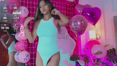 jasmine online show from April 4, 7:43 pm