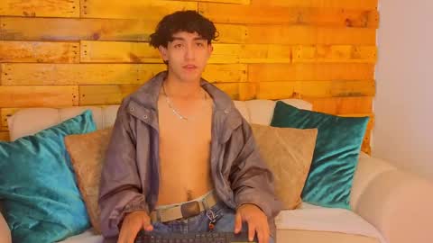 jason_haz3 online show from April 29, 7:40 pm