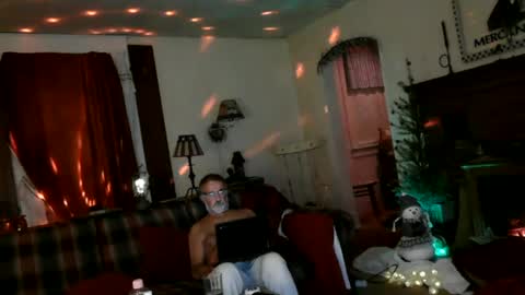 Jason online show from December 25, 8:07 am