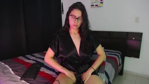 jaspeer__ online show from October 15, 1:45 pm