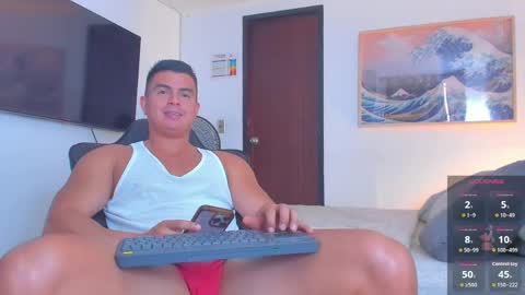 JBrooksXx online show from May 14, 3:54 pm