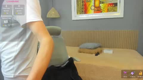 Snapshot of jasperjohnson chatting on September 11, 3:19 am jasperjohnson online show from September 11, 3:19 am