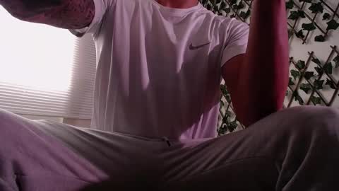 Snapshot of jasson_king01 chatting on March 4, 8:27 pm JKing online show from March 4, 8:27 pm