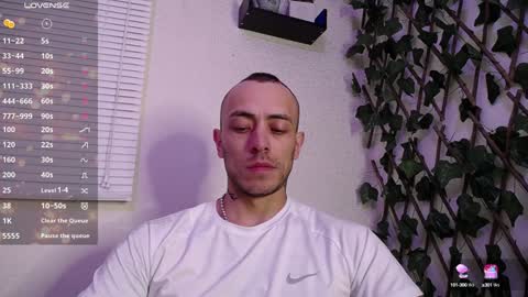 Snapshot of jasson_king01 chatting on December 31, 5:55 am JKing online show from December 31, 5:55 am