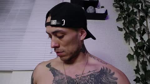 Snapshot of jasson_king01 chatting on January 17, 3:12 am JKing online show from January 17, 3:12 am