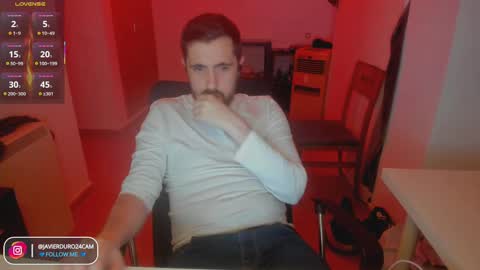 Snapshot of javierduro24 chatting on February 14, 11:42 pm javierduro24 online show from February 14, 11:42 pm